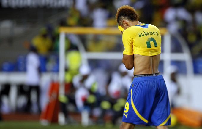 Prvi strelec Borussie Dortmund in eden najboljših igralcev nemške bundeslige z Gabonom ni preživel sita afriških kvalifikacij. Velika želja, da bi zaigral na svetovnem prvenstvu, se mu ponovno ni uresničila. Na nogometnem trgu je vreden 65 milijonov evrov. | Foto: Reuters