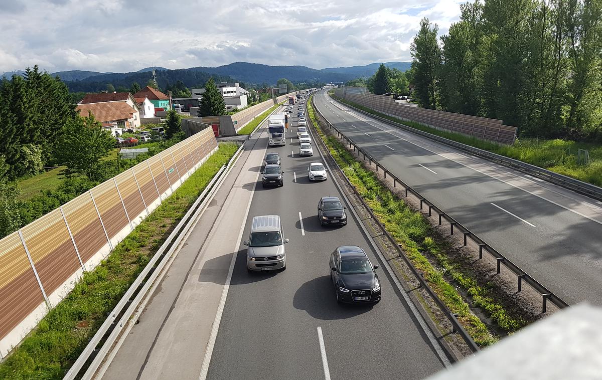 Zastoj avtocesta | Foto Gregor Pavšič