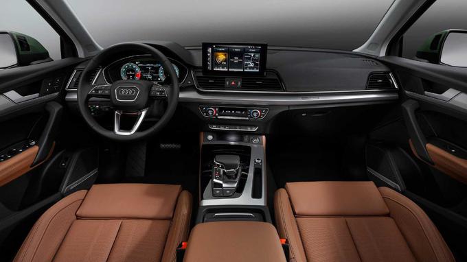 Poslovila sta se vrtljivi gumb in ploščica, občutljiva na dotik, večino stvari se zdaj upravlja prek zaslona na dotik. | Foto: Audi