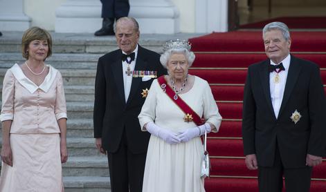 Pokojna kraljica Elizabeta ni želela umreti na Škotskem