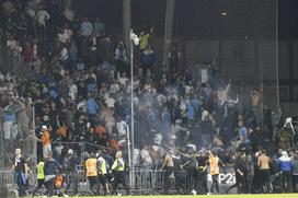 Angers : Marseille izgredi