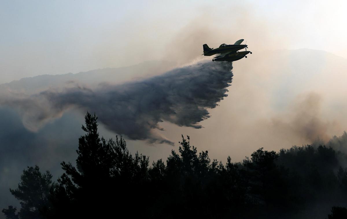 hrvaška, požar, kanader, letalo za gašenje | Foto Reuters
