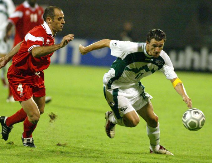 Sebastjan Cimirotić na tekmi proti Malti septembra 2002 v Ljubljani. | Foto: Reuters
