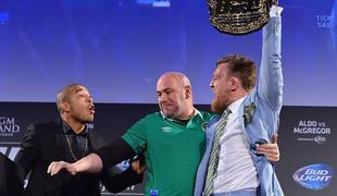 Nič ne bo z borbo leta v UFC: navijači razočarani, krvi željan Irec pa jezen