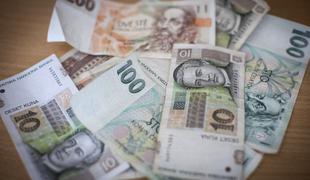 Menjalni tečaji: na bankomatih na Hrvaškem raje ne izberite konverzije