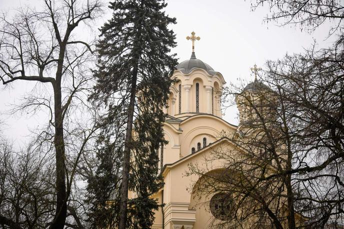 Srbska pravoslavna cerkev v Ljubljani | Večina pravoslavnih vernikov novo leto praznuje 14. januarja, saj uporabljajo julijanski koledar, ki za našim, gregorijanskim zaostaja za 13 dni. | Foto STA