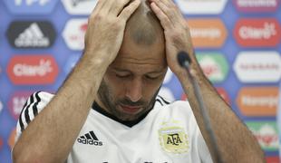 Argentinska kriza: Mascherano zanika besede lažnivca. Kdo bo določil ekipo za tekmo D?