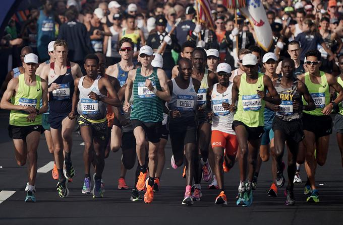 Maratona se je udeležilo 50 tisoč tekačev. | Foto: Reuters