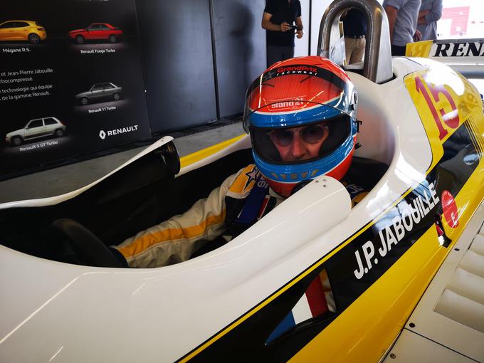 Po 40 letih je Jabouville spet vozil svoj nekdanji zmagovalni dirkalnik F1. | Foto: Gregor Pavšič