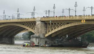Po ladijski nesreči v Budimpešti doslej našli 13 trupel