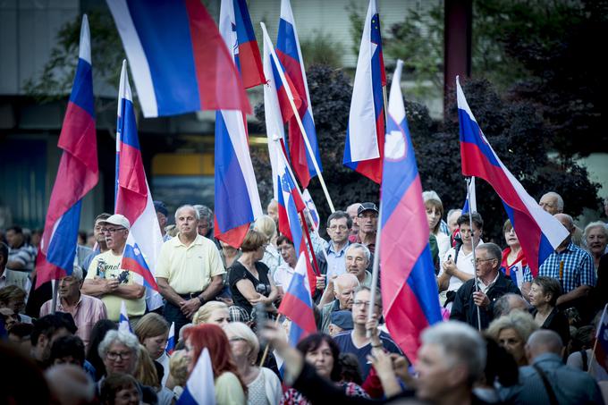 VSO je s proslavo izzval veliko slabe volje na desnem političnem polu. Udeležbo so odpovedali vidni predstavniki NSi in tudi nadškof Stanislav Zore. | Foto: 