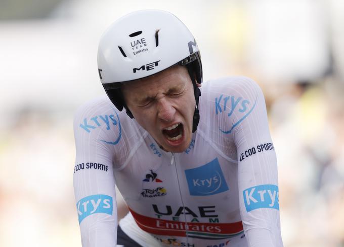 Neverjetni Tadej Pogačar je spisal najbolj dramatično tekmo v boju za rumeno majico na Tour de Franceu. | Foto: Reuters