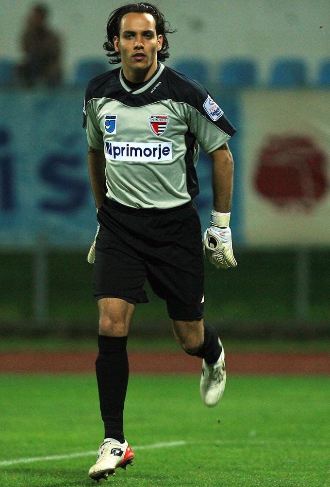 V dresu Primorja je branil dve sezoni, a mu je klub, ki je kmalu finančno propadel, ostal dolžan okrog 25 tisoč evrov. | Foto: Vid Ponikvar