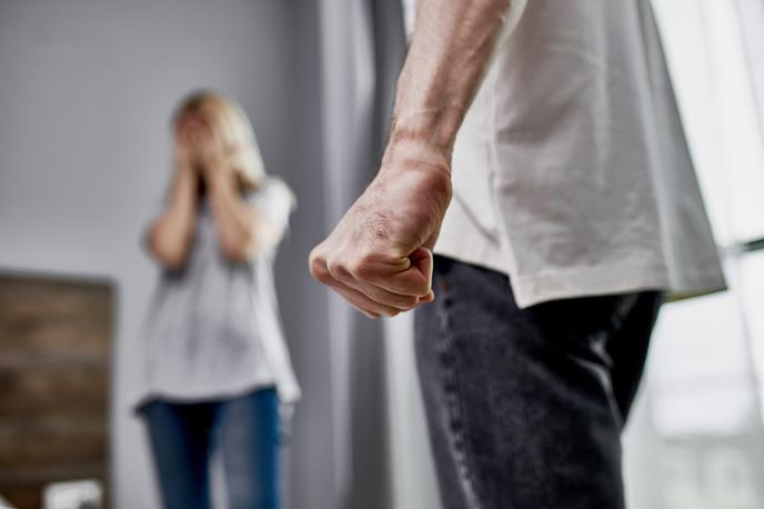 Nasilje v družini | Osumljenca so v preteklosti že obravnavali zaradi nasilnih kaznivih dejanj. | Foto Shutterstock