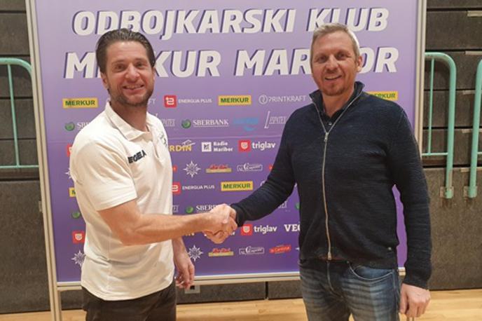 OK Merkur Maribor | Sebastijan Škorc bo trenersko taktirko Maribora vihtel še dve sezoni. | Foto Matjaž Kramberger