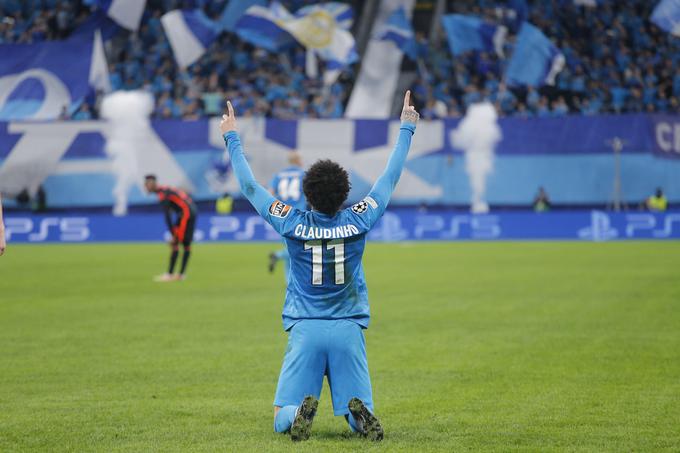 Zenit je v sklepnem dejanju skupinskega dela lige prvakov osvojil točko proti evropskemu prvaku, ki je tako v zadnjih sekundah ostal brez prvega mesta v skupini. | Foto: Reuters