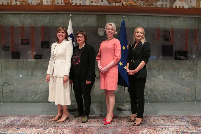 ženski vrh državnega zbora | Foto: DZ, Matija Sušnik