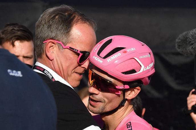 Primož Roglič Richard Plugge | Primož Roglič za zdaj ni v načrtu za Tour de France. Ali se bo lahko ne glede na to morda zasedba Jumbo-Visme za dirko vseh dirk spremenial | Foto Reuters