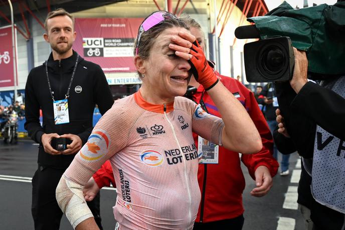 Annemiek Van Vleuten | Nizozemska superšampionka Annemiek van Vleuten, ki jo je zaradi poškodbe komolca marsikdo odpisal, je zmagala na cestni dirki in osvojila naslov svetovne prvakinje.  | Foto Guliverimage
