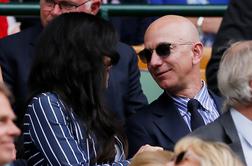 Jeff Bezos po ločitvi prvič v javnosti z ljubico