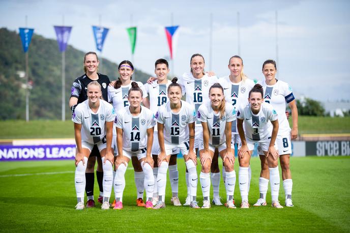 slovenska ženska nogometna reprezentanca | Slovenke so prišle do točke. | Foto www.alesfevzer.com