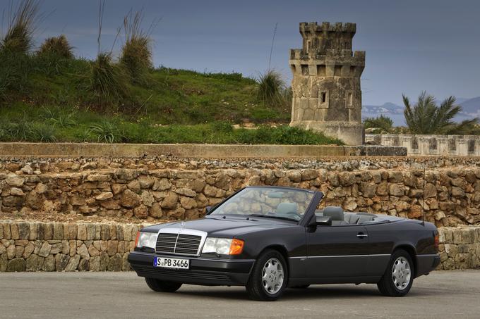 Mercedes ima zelo bogato zgodovino kabrioletov. Razred E je platno prvič dobil leta 1992. | Foto: Mercedes-Benz