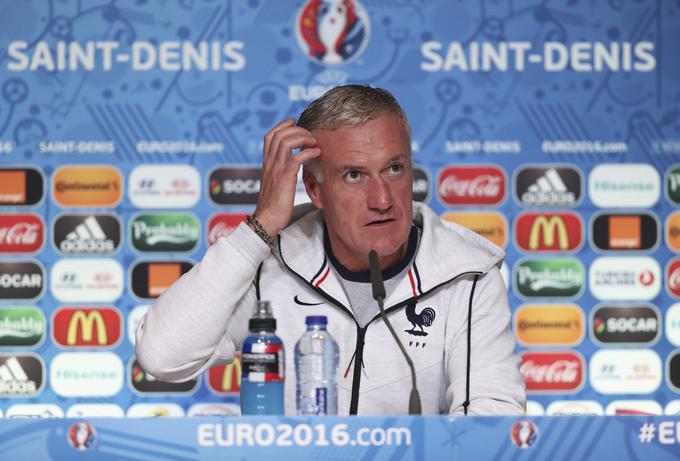 "Zelo pomembno je, da začnemo z zmago," se zaveda selektor Francije Didier Deschamps. | Foto: 