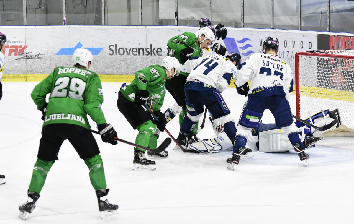 Jure Sotlar | Hokejisti Olimpije so prišli do osme zmage v nizu v alpski ligi. | Foto Eva Brili Grebenar