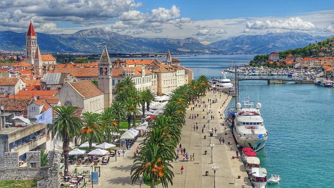 Hrvaški turistični delavci upajo, da bodo lahko turiste sprejemali do konca sezone, lani so se ukrepi poostrili okrog 15. avgusta.  | Foto: Pixabay