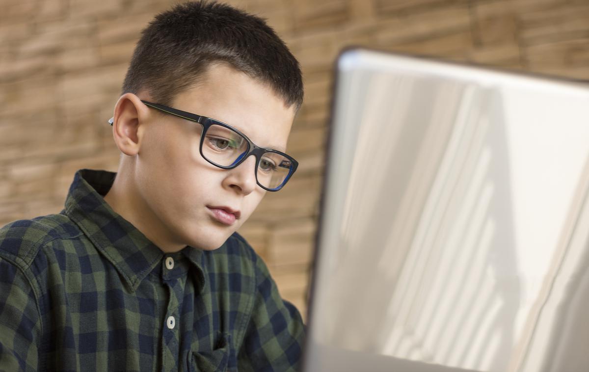 računalnik, najstnik | Foto Thinkstock