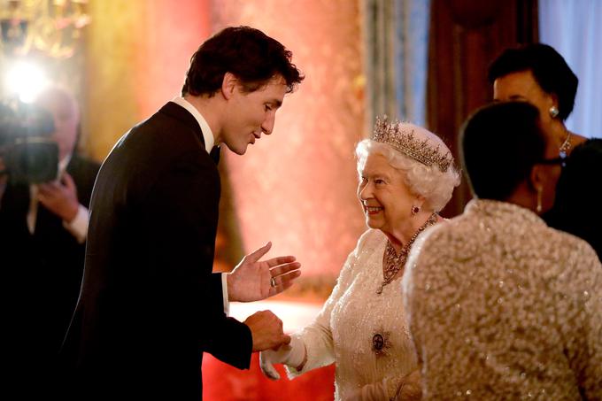 Justin Trudeau naj bi kraljici zagotovil, da bo Kanada krila varovanje Harryja in Meghan. | Foto: Getty Images