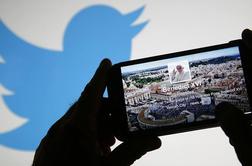 Twitter pod drobnogledom zaradi žaljivih oznak