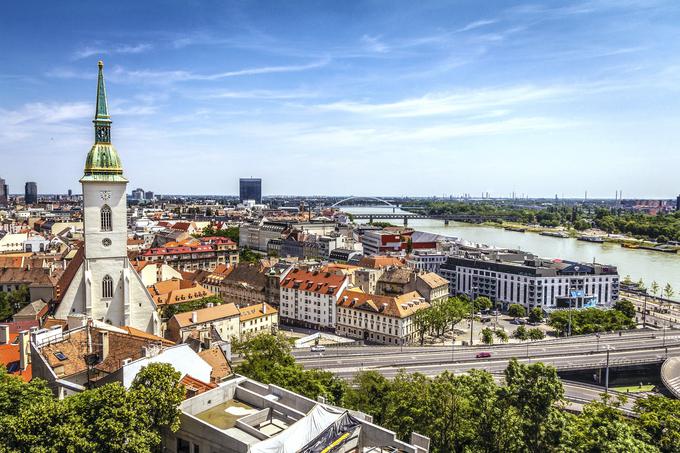 Kdor je prvič videl Bratislavo v času nekdanje ČSFR (Češkoslovaška federativna republika), bo prijetno presenečen, kako so olepšali slovaško prestolnico, predvsem njeno najožje mestno središče.  | Foto: Thinkstock