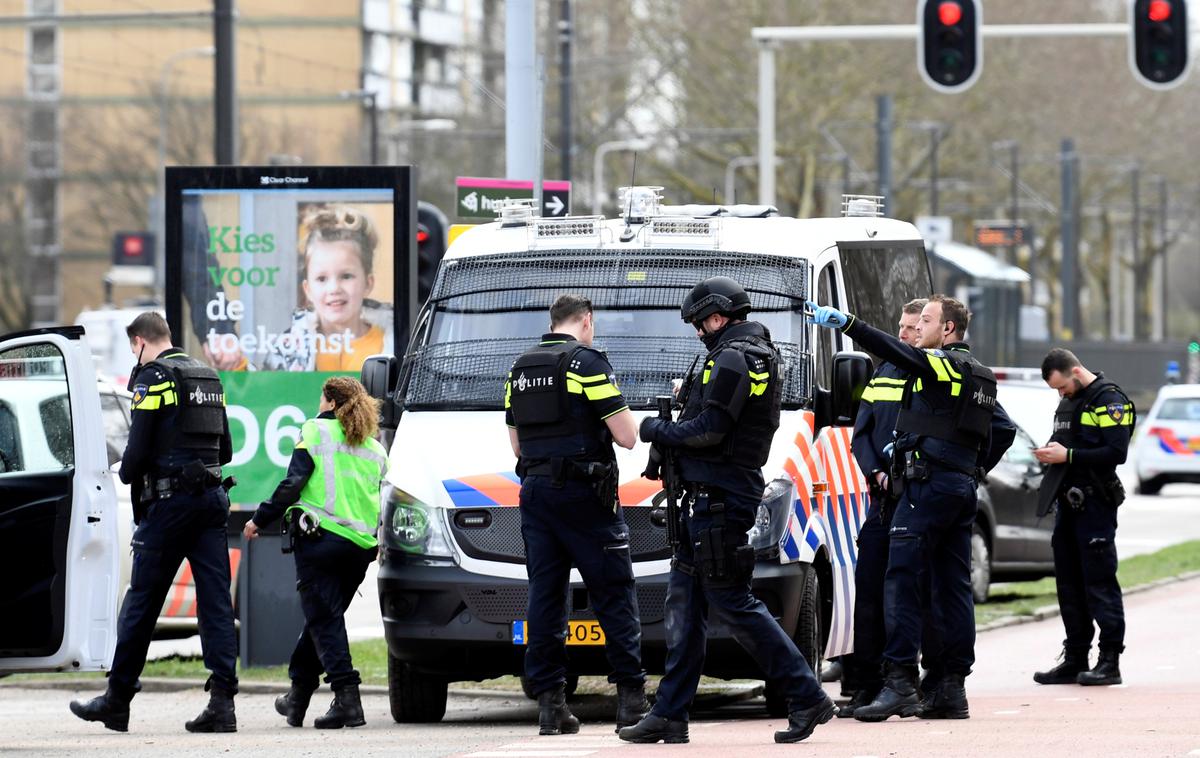 Prizorišče streljanja v Utrechtu | Nizozemska policija je 37-letnega napadalca turškega rodu prijela po osemurni iskalni akciji. | Foto Reuters