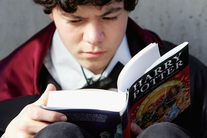 Harry Potter | V katoliški šoli pravijo, da učencem ni prepovedano branje knjig o Harryju Potterju, le v šolski knjižnici jih ne bo možno dobiti. | Foto Getty Images