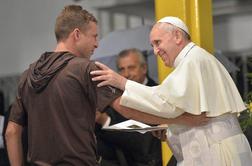 Papež preprodajalce mamil označil za trgovce s smrtjo