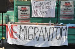 V Metliki protestirali proti postavitvi migrantskih centrov