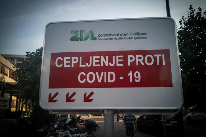 Cepljenje. Covid-19. Metelkova. Vrste. | V Sloveniji se interes za cepljenje povečuje. | Foto Gaja Hanuna