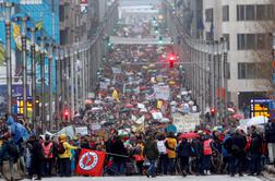 V Bruslju množice za okrepljen boj proti podnebnim spremembam