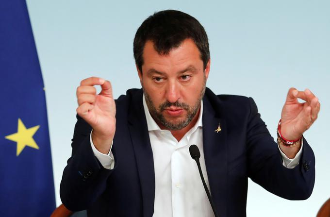Če bo zaradi vladne krize prišlo do predčasnih volitev, bi na njih najverjetneje slavila desna opozicija na čelu s stranko Liga Mattea Salvinija. | Foto: Reuters