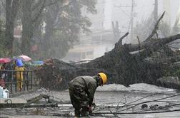 Tajfun Nanmadol pustošil po Filipinih, zdaj grozi Tajvanu
