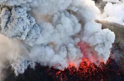 Izbruh vulkana na Baliju ohromil letalski promet