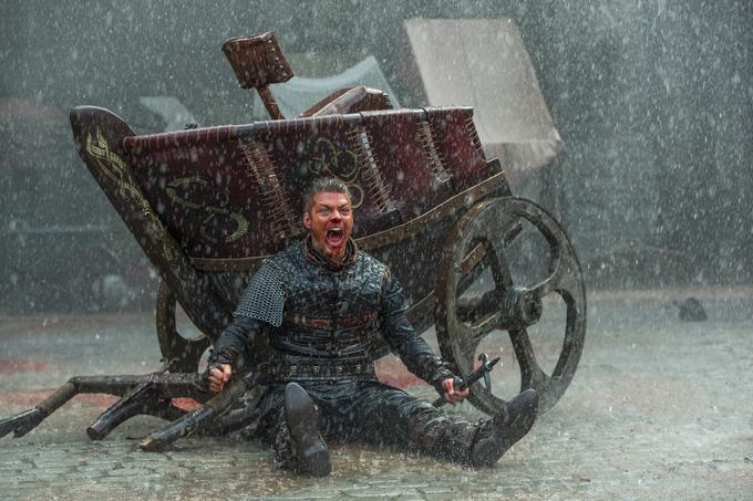 Ustvarjalec in scenarist serije Michael Hirst obljublja, da bo peta sezona Vikingov najbolj krvava in surova do zdaj. │Foto: MGM Television | Foto: 