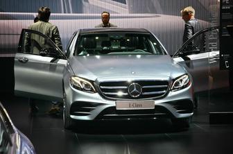 Mercedes-Benz E – V Detroitu smo med prvimi evropskimi novinarji pogledali v Mercedesov novi razred E