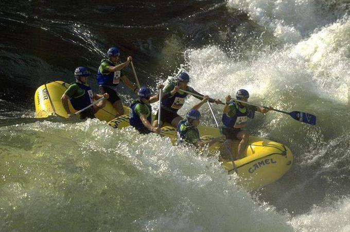 Včasih so Bobri tekmovali na ekstremno divjih rekah. | Foto: 