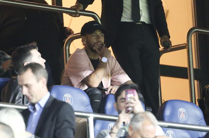 Neymar je obračun z Realom spremljal s tribun. | Foto: Getty Images
