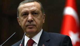 Turški premier izrazil sožalje potomcem žrtev pokola Armencev