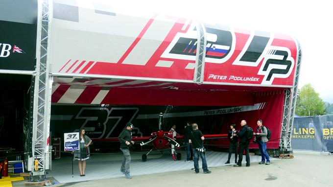 Prvič na Red Bull Air Race tudi slovenski hangar. | Foto: 