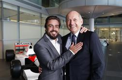McLarnov šef po podpisu z Alonsom zlil gnojnico na Hamiltona