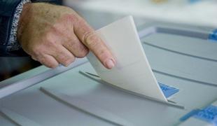 E-volitve: testno glasovanje morda že prihodnje leto (VIDEO)